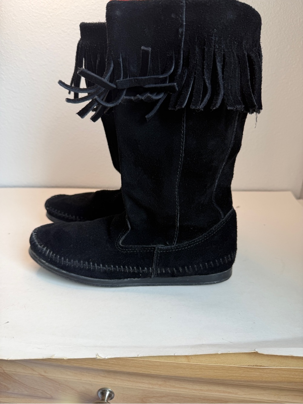Minnetonka VTG Black Suede Leather Tall Fringe Boots Size 8 Festival Boho